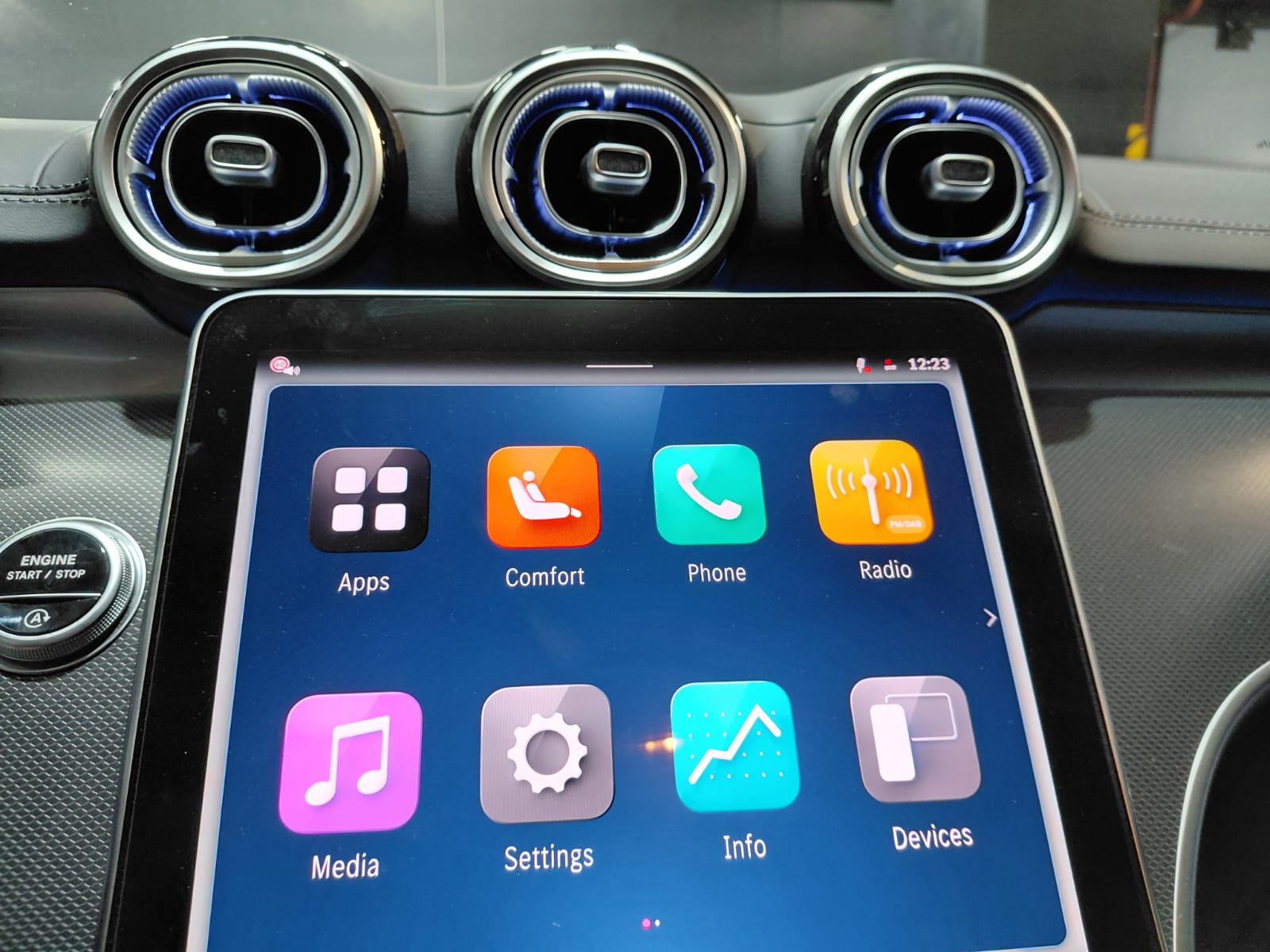 Mercedes C180 AMG 2025